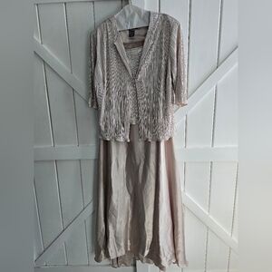 Cachet Cream Polyester Garment